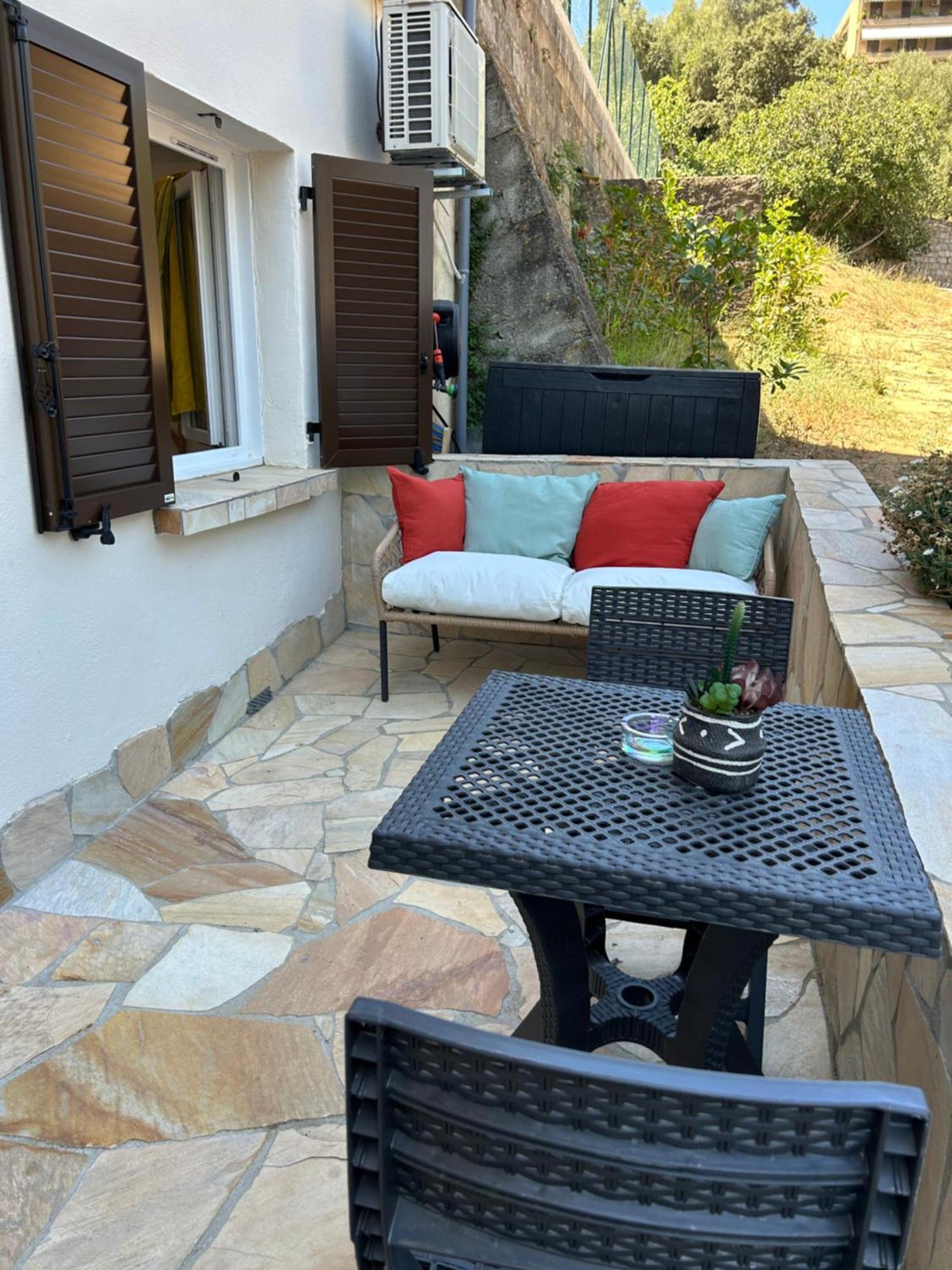 à Ajaccio Appartement Ajaccio (Corsica)